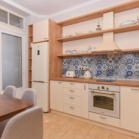 Spacious Vintage 2Br, 2Bath Apartment By Flat Mаnager Sofia Exterior foto