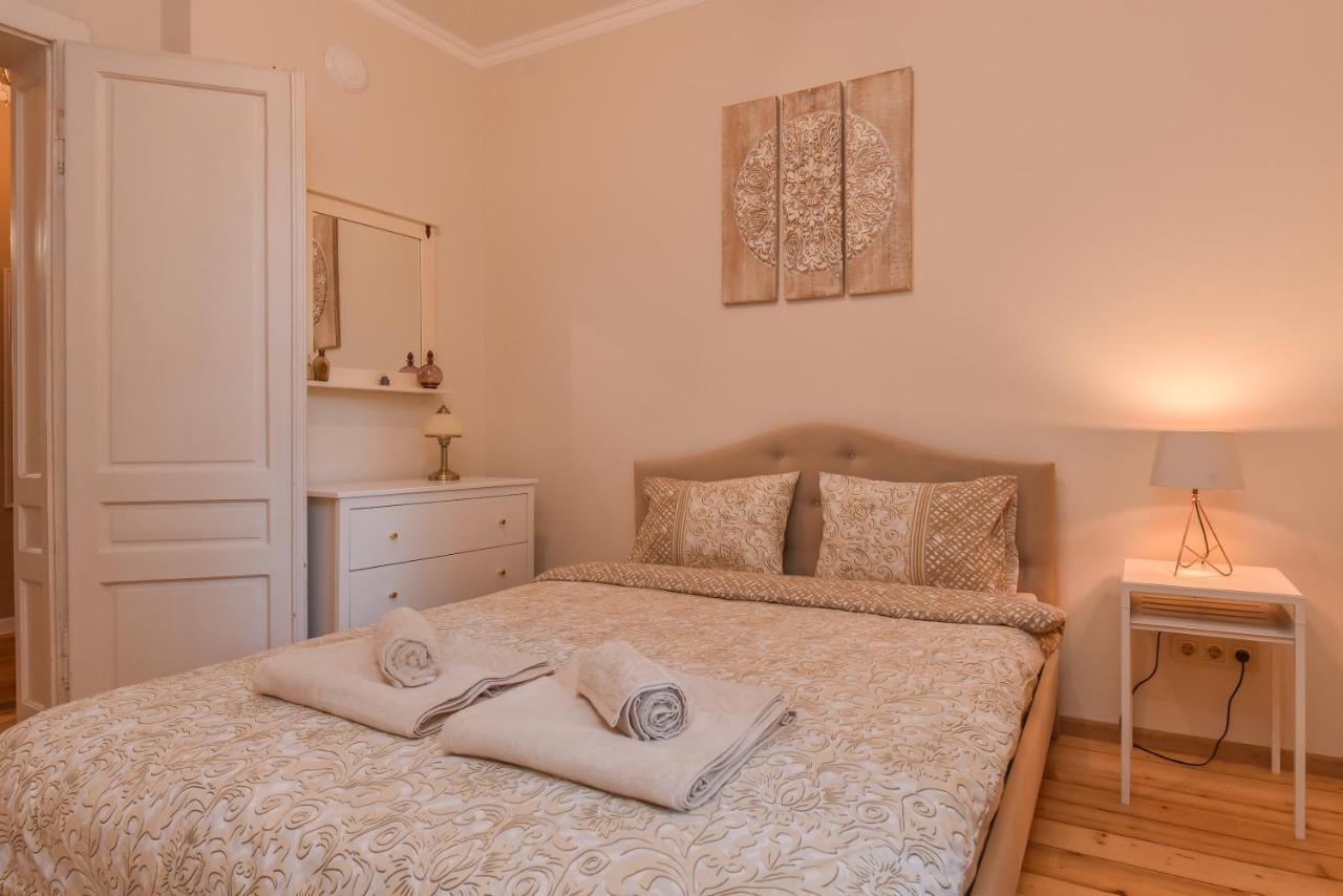 Spacious Vintage 2Br, 2Bath Apartment By Flat Mаnager Sofia Exterior foto