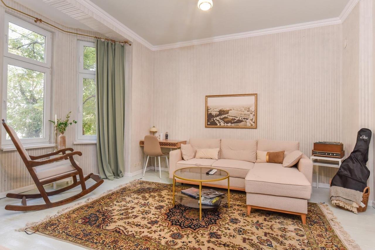 Spacious Vintage 2Br, 2Bath Apartment By Flat Mаnager Sofia Exterior foto