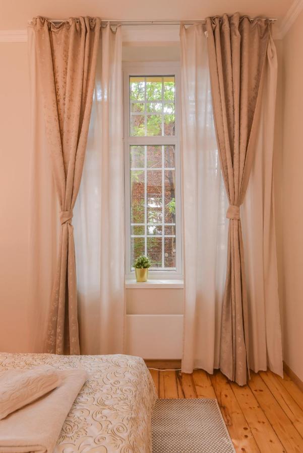 Spacious Vintage 2Br, 2Bath Apartment By Flat Mаnager Sofia Exterior foto